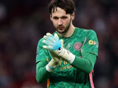 Leeds fecha contrato recorde de £ 40 milhões com James Trafford, enquanto o goleiro mais caro da Grã-Bretanha busca destaque no time principal