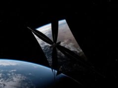 Os astrônomos estão intrigados com satélites espelhados gigantes que refletem a luz solar de volta para a Terra à noite