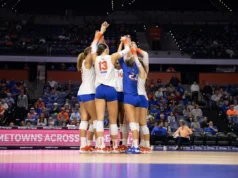 Jogo de ex-alunos de vôlei da Flórida será realizado em 16 de agosto como exibição