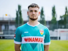 Stuttgart lutando para lidar com a notícia chocante da lesão grave do goleiro número 1, Denis Simen