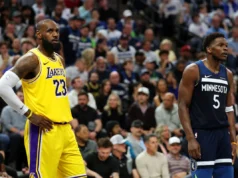 O ex-candidato à vice-presidência Tim Walz está tentando recrutar LeBron James para o Minnesota Timberwolves