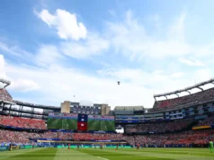 Apesar da preferência dos jogadores da NFL, o campo da Copa do Mundo foi destruído logo após o jogo final