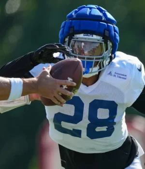 https2F2Fmedia.zenfs_.com2Fen2Findianapolis_colts_wire_usa_today_sports_articles_9452F140a82f37.webp