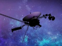 Depois de quase 50 anos nas profundezas do espaço, a Voyager 1 ainda envia mensagens que demoram 23 horas para chegar à Terra.