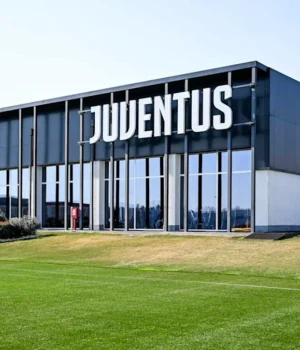 https2F2Fmedia.zenfs_.com2Fen2Fjuventus_football_club_articles_5242Ffd0ca294f8013dd36ded2b40223.webp