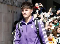 José Mourinho adia decisão sobre a saída do zagueiro do Real Madrid em meio ao interesse da Fiorentina e do Bologna