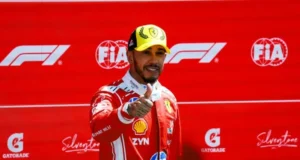 Pódio de Lewis Hamilton no GP da Grã-Bretanha sob ameaça após investigação de bandeira amarela