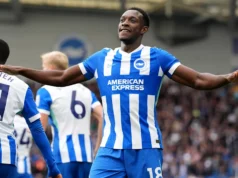 Relatórios: Chelsea em choque negocia para contratar Danny Welbeck – Uma boa jogada para Xabi Alonso?
