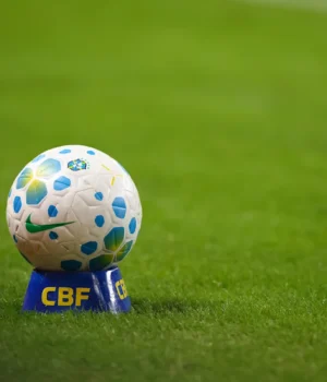 https2F2Fmedia.zenfs_.com2Fen2Fonefootball_articles_8022F22f1ceb31cca7a9160034db85e7bb006.webp