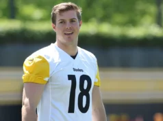 Steelers QB Will Howard recebe más notícias no campo de treinamento