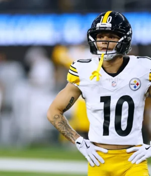 https2F2Fmedia.zenfs_.com2Fen2Fpittsburgh_steelers_wire_usa_today_sports_articles_1642F9cb9c4ac.webp