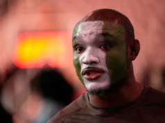 Kamaru Usman, sem desculpas, revela que abordou Drickus du Plessis com um beijo rasgado e questiona a aposentadoria – ‘Tenho que sentar com o time’