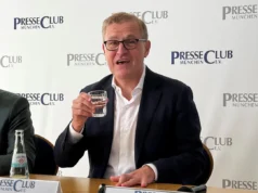 CEO do Bayern de Munique defende megassalários para estrelas famosas