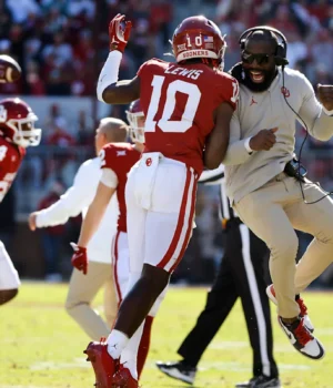 https2F2Fmedia.zenfs_.com2Fen2Fsooners_wire_usa_today_articles_4662F4562195b843e28a41e116729f79.webp