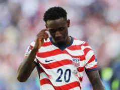 ‘Não foi uma ofensa de cartão vermelho’: Ex-árbitro não está satisfeito com a decisão ‘infeliz’ contra a estrela da USMNT
