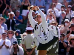 O conto de fadas de Alexandra Eller em Wimbledon terminou com uma derrota para Jasmine Paolini
