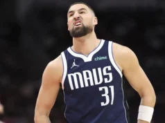 Mavericks projeta vender o ex-campeão da NBA do Warriors por US$ 99 milhões, Klay Thompson, em um mega acordo de 3 equipes