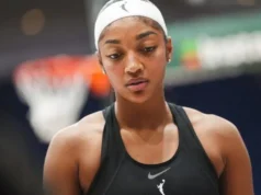 Angel Reese surpreende com um vestidinho azul antes do jogo Dream’s Fourth of July