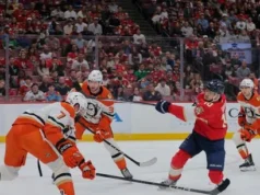 Ducks Notebook: Greer assinou após troca certa por Gudas, RFAs