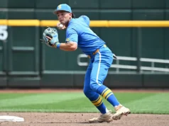 Roach Cholowski caiu no ranking do MLB.com, ainda programado para chegar mais cedo