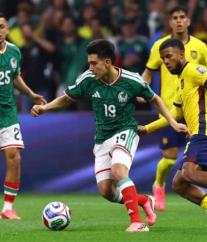 https2F2Fmedia.zenfs_.com2Fen2Fusa_today_sports_articles_5582F9da4010a73cbab6626287dd948235571.webp