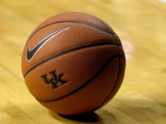 Kentucky ofereceu filho de um potencial treinador assistente dos Wildcats