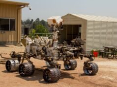 Um instrumento da NASA do tamanho de uma torradeira, dentro do rover Perseverance, converteu o ar marciano em 122 gramas de oxigênio respirável entre 2021 e 2023 – o suficiente para manter um cachorrinho vivo por 10 horas e a prova de que os astronautas poderiam um dia produzir o combustível para voar para casa