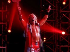 Jeff Jarrett relembra a reação impressionante de Vince McMahon nos bastidores depois que seu infame contrato com a WWE foi suspenso