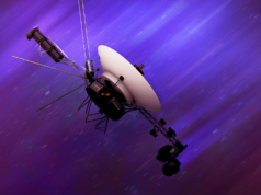 A Voyager alcançará um novo marco em 1 de novembro de 2026: estará tão longe da Terra que levaria 24 horas completas para que um sinal de rádio a alcançasse à velocidade da luz – uma distância que a nave espacial mais distante da humanidade percorreu em apenas 49 anos de voo contínuo.
