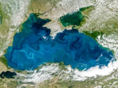 NASA captura o Mar Negro ficando turquesa brilhante visto do espaço