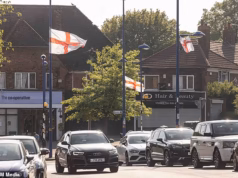 O conselho de Birmingham decidiu proibir as bandeiras britânicas e de São Jorge ‘para proteger a segurança pública’