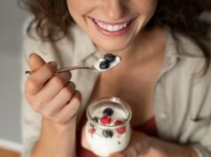 Reduza o seu colesterol em um terço em apenas um mês… Milhões de pessoas estão seguindo uma nova dieta que está mudando vidas. Aqui estão os alimentos certos que você precisa para evitar uma vida inteira de estatinas: Meike Leonard
