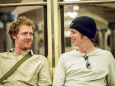 A história interna de como Glen Hansard completou o álbum de estreia de Mike Christopher, vencedor do prêmio Meteor, depois que seu amigo frade de Grafton St morreu tragicamente… e as pessoas-chave que ele recrutou para unir todo o projeto
