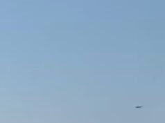 Caça F-16 explode após cair durante treinamento