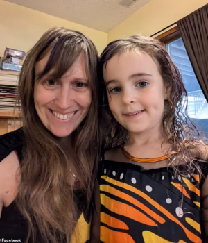 110597575-16052613-Kristen_Ann_Brown_41_and_her_daughter_Evie_were_fatally_stabbed_-a-2_178671110426.avif