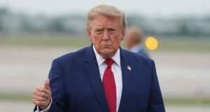 Pessoas de dentro de Washington revelam toda a extensão do pânico do assassinato de Trump… rumores nos bastidores sobre o ’embaraçoso’ resgate de um caminhão de catering… e os medos pessoais de Melania