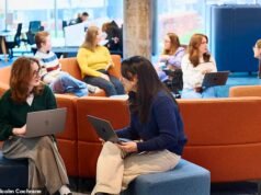De Worcester a Teesside, identifiquei as universidades improváveis que venceram os principais rivais do Russell Group para estudantes que tentam entrar em Clearing hoje: ALASTAIR McCALL