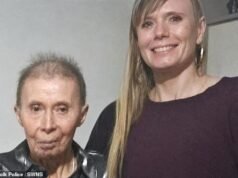 Mulher acusada de matar sua mãe com doença crônica ordena que drogas acabem com sua vida ‘para que ela possa sair com dignidade’