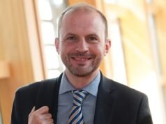 SNP ingênuo ‘rejeita alerta de segurança sobre a China’ enquanto avança com polêmico projeto de turbina eólica