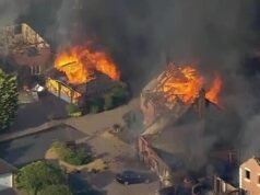 ‘Chovem cinzas do céu sobre nós por horas’: No dia mais quente do ano, grandes incêndios florestais engolfam ruas de casas de famílias em todo o país