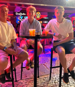 110624707-16051105-Teddy_Birkbeck_centre_with_his_cousin_Charlie_Hobden_left_and_th-m-4_178665895875.avif