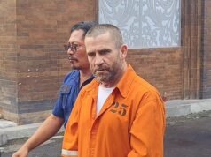 Australiano enfrenta prisão após ser pego com metanfetamina em Bali