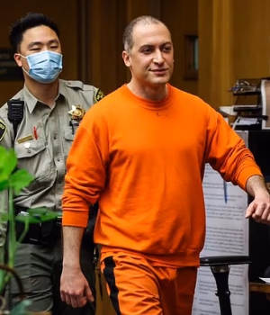 110630725-16051893-Nima_Momeni_42_was_found_guilty_of_killing_Lee_43_in_December_20-a-8_178668361068.avif