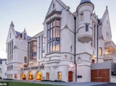 A mãe do Scots College desencadeia um discurso desbocado depois que sua família está ligada a um suposto gangrapista adolescente nas redes sociais: o que ela afirmou ao Mail
