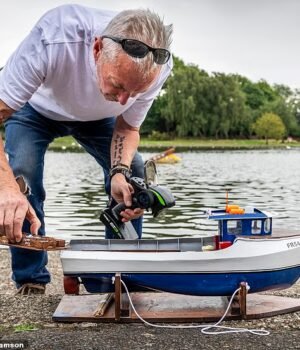 110641721-16053111-Enthusiast_Jim_Hainey_carries_out_work_on_a_boat-a-22_1786739312850.jpg