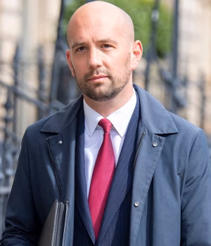 110644651-16053451-Frustrated_parents_have_written_to_education_minister_Ben_MacPhe-a-1_178672874420.avif
