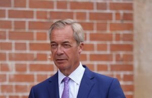 Farage será o centro das atenções na cerimônia do Dia da Memória pela primeira vez desde sua vitória eleitoral