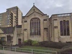 Homem da Eritreia, 33 anos, arrasta aposentada por cima da cerca e atrás da igreja, estupra-a