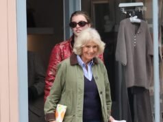 É um assunto de família para Camilla! A Rainha leva irmã, filha e neta em uma viagem de compras para meninas perto de Balmoral