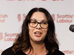 Monica Lennon renunciou contra o Partido Trabalhista depois que sua candidatura à liderança falhou